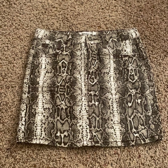 Lizard print skirt - Picture 2 of 4